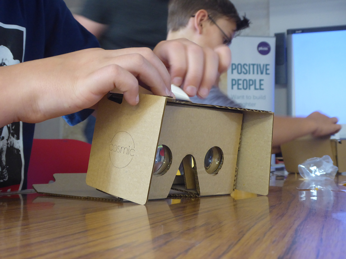 Cardboard goggles